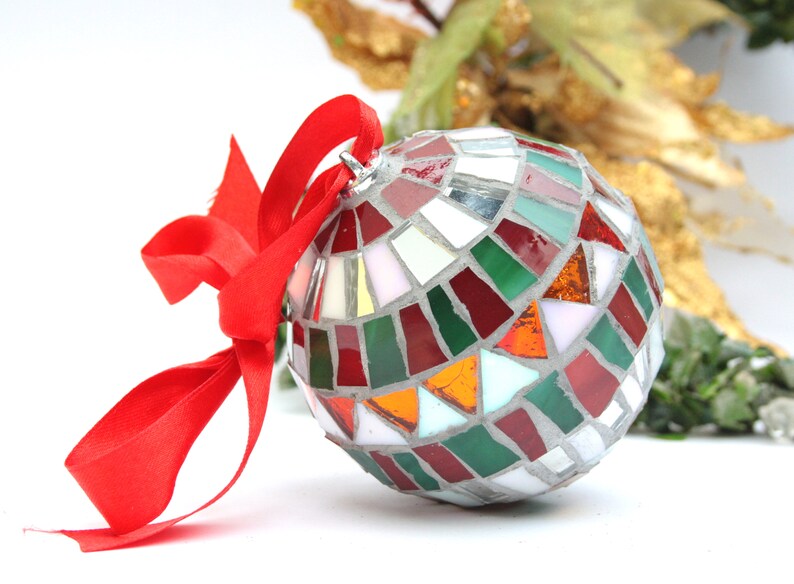 Christmas balls decorated by hand in Italy. Artistic glass mosaic Christmas balls. Christmas ornament in mosaic. image 2