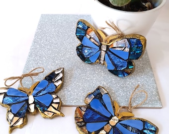 Borboletas em mosaico de vidro azul para pendurar. Lembrancinhas de casamento e nascimento
