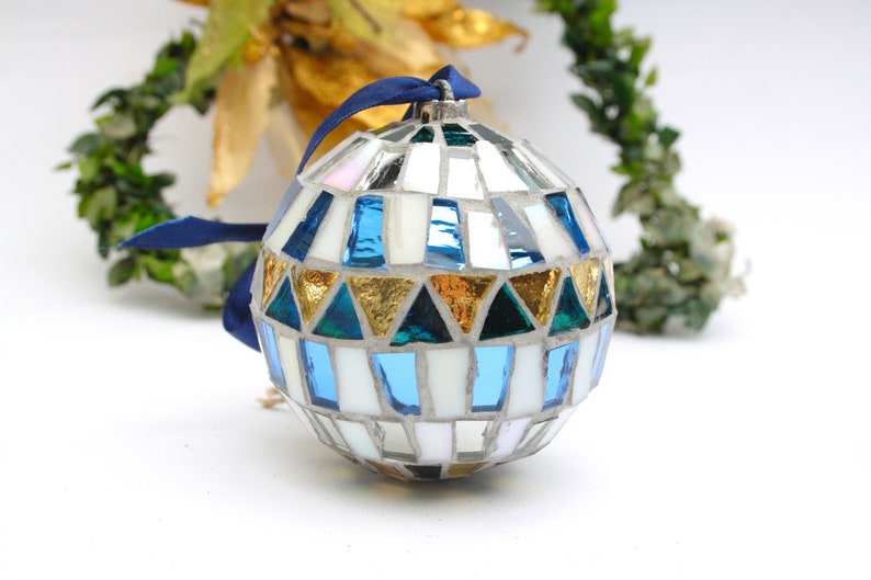 Christmas balls decorated by hand in Italy. Artistic glass mosaic Christmas balls. Christmas ornament in mosaic. image 5