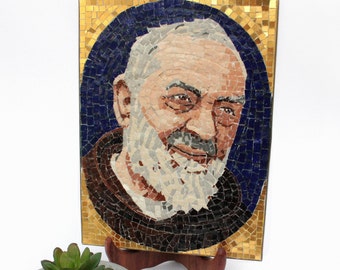 Padre Pio in mosaic, Venetian enamels and gold, handmade in Italy. Sacred mosaic icon. Sacred art in outdoor mosaic.