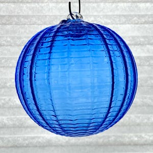Hand Blown Glass Friendship Ball, Suncatcher, Glass Window Ornament, Gift for Home, Art Glass, Periwinkle Color Glass Ball, 4.08”, 7.1oz, 9H