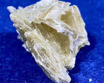 水晶入り白雲母結晶クラスター、2.25インチの黄色白雲母