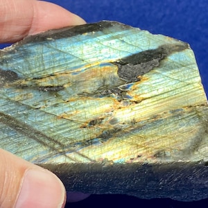 3&quot;H (7.3 oz), Rough Labradorite Crystals, High Flash Labradorite, Raw Labradorite Stone, Polished Labradorite FreeForm, Statement Piece