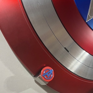 Väggfäste för Captain America Avengers Wonder Woman Shield Prop Display Justerbar