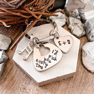 I&#39;d pick you every time keychain, GIFT for MUSIC Lover, GUITAR pick, Romantic Anniversary Gift, Gift for Girlfriend, Stocking Stuffer