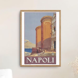 Póster de viaje vintage, destino Nápoles / Napoli, con vistas desde Castel Nuovo, sobre la bahía de Nápoles, con el Vesubio al fondo