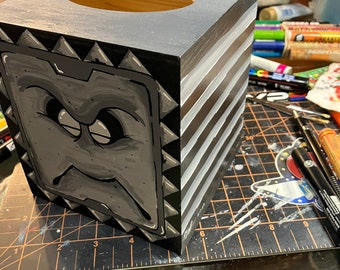 Thwomp tissue box cover