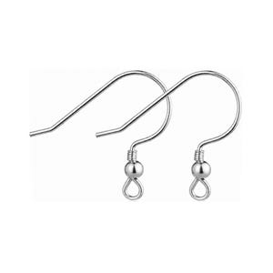 Peut inclure: Une paire de crochets d'oreilles en métal argenté avec un design en fil courbé, une petite perle décorative et un détail de ressort enroulé au-dessus d'une boucle circulaire pour attacher des éléments de bijoux. Finition métallique polie.