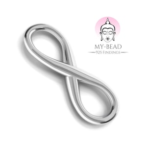 Pode incluir: Pingente de prata infinito, um símbolo de eternidade e amor infinito. O charme é feito de prata 925 e é perfeito para adicionar a colares, pulseiras ou brincos.
