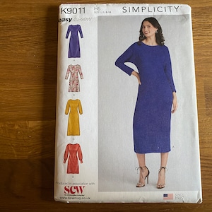 Einfachheits-Schnittmuster - Kleid - 4 Designs - 9 Größen - 6 / 8 / 10 / 12 / 14 / 16 / 18 / 20 / 22 - Muster Nr. K9011 - Ungeschnitten
