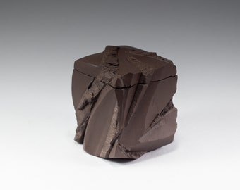 Kurinuki Pottery Jewelry Box, Wabi-Sabi Brown Clay Trinket Container by Mykhailo Tovstous