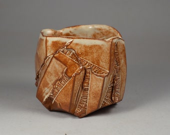 Kurinuki Stoneware Espresso Cup: Faceted Pottery, Folk Art Glaze by Mikhailо Tovstous.