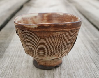 Tasse en poterie Wabi-sabi sans anse. Bécher en céramique. Bol à thé. Petite tasse à thé. Bol à thé Yunomi. Petit bol à thé en céramique.