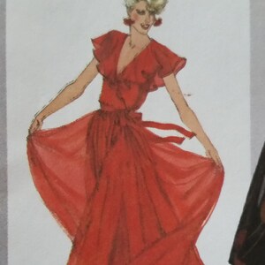Vintage Simplicity 9870, Size 10, Bust 32.5, Flowing Pullover Lined Sleeveless Maxi or short length dress. Uncut, FF pattern.