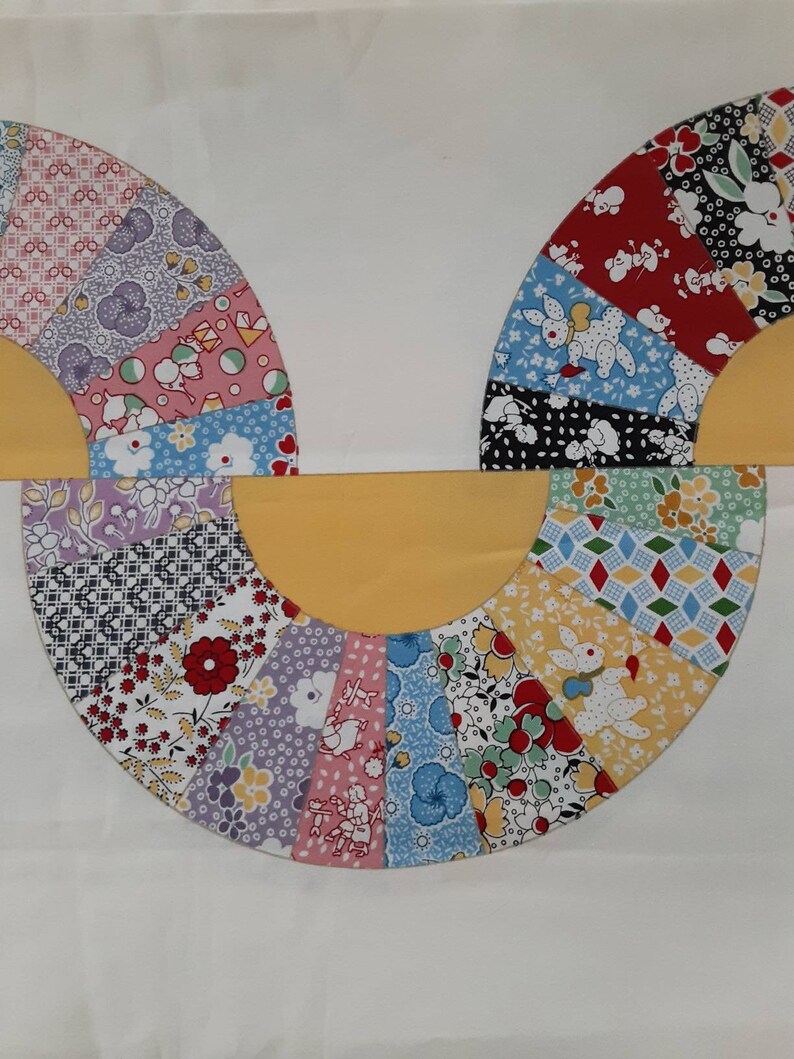 Flour Sack Inspired Prints Sold By The Panel Grandmother S Fan Vintage Cheater Quilt Fabric Vintage 40s Style Cotton Fabric Home Hobby Craft Supplies Tools Fakhrmaftool Ir