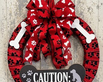 Dog Can't Hold Its Licker, Dog Wreath, Dog Decor, Pet Wreath, Pet Decor, Funny Dog Wreath, Front Door Wreath, Everyday Wreath