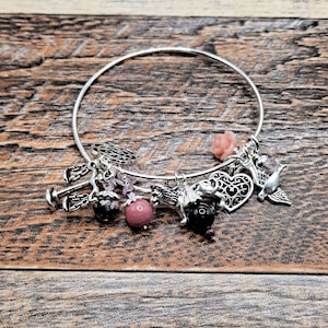 Sumerian flower bracelet store