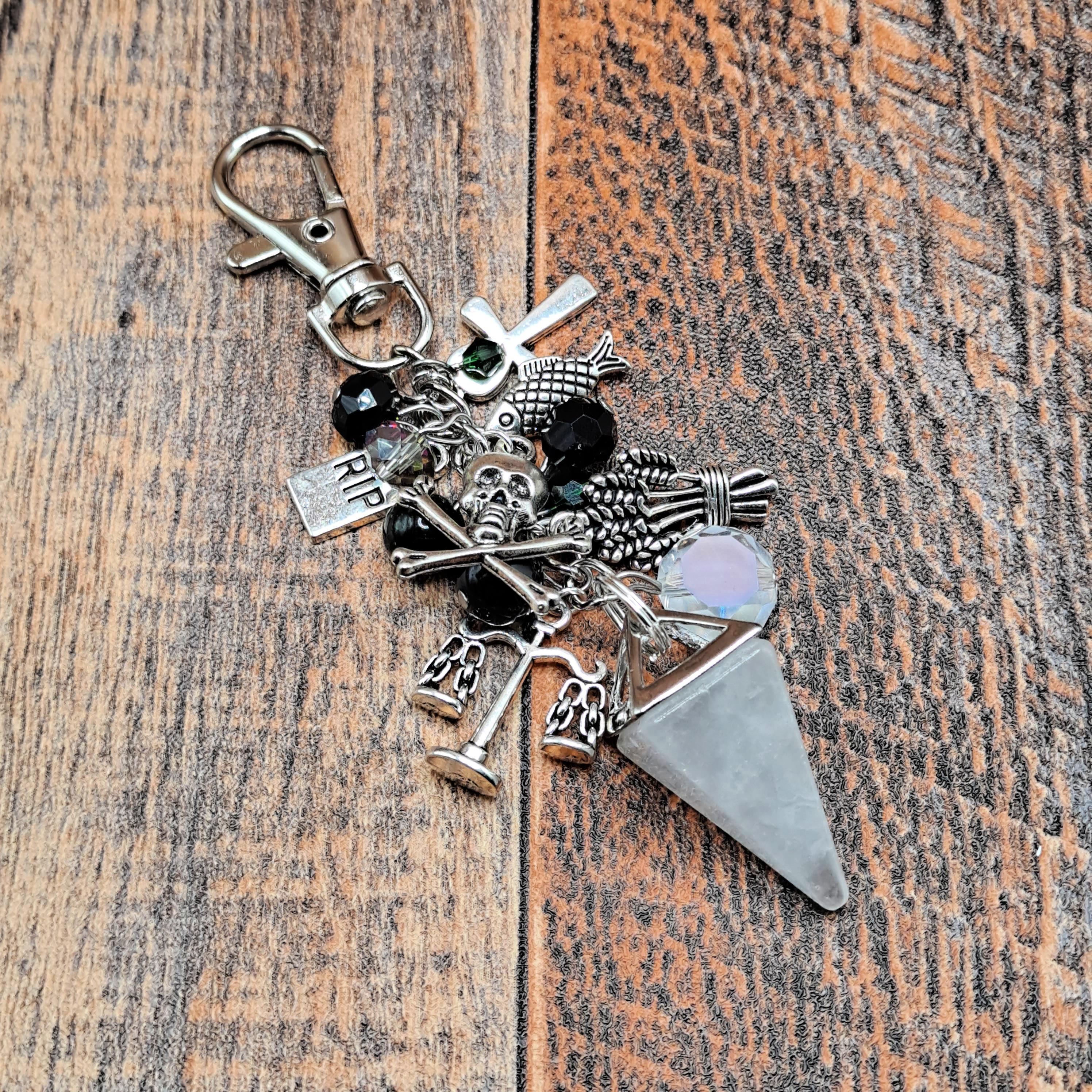 LIFE DESIGNS ピラミッドキーリング Egyptian Pyramid Keychain - Etsy