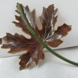 Vintage Hard to Find Signed Original by Robert Gold and Brown Enamel Maple Leaf Fall Colors