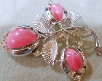 Vintage signiert Coro Pink Pearlized Duroplast Blumen Silber Ton Blätter Strass Pin Brosche