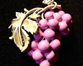 Coro Brooch Signed Figural Bunch Grapes Vine Vintage Purple Green