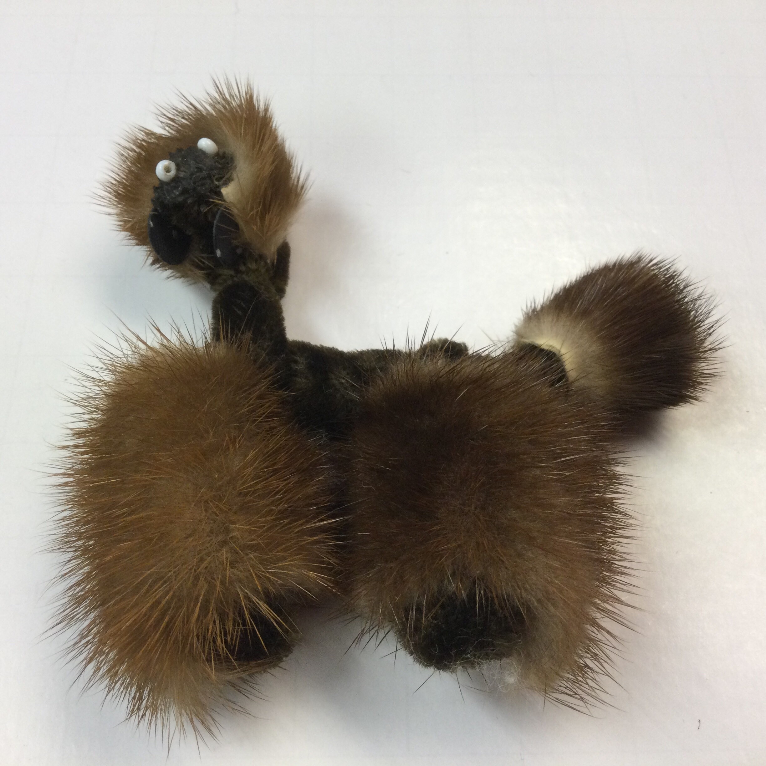 LIVE SHOW ITEM ? Fendi Mink Fur Brooche Fendi Mini Mink Fur Embellished Baguette – Its A Luv Story main image 4