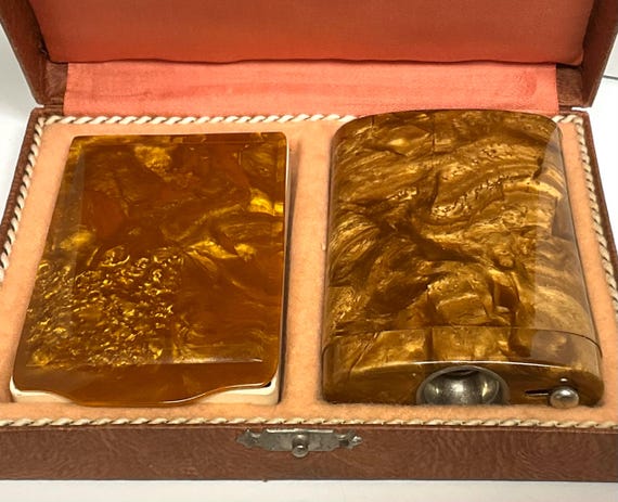 Art Deco Bakelite and Celluloid Powder Compact and Li… - Gem