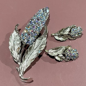 Signed Coro Hyacinth Brooch Clip On Earrings Set Blue Aurora Borealis Rhinestones