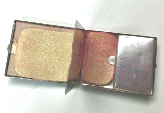 Pretty Early and Tiny Combination Compact Applied… - image 2