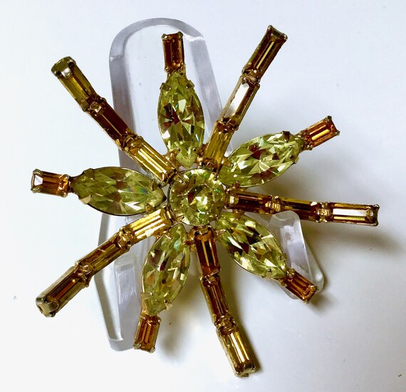 素晴らしいヴィンテージ クレイマー オブ ニューヨーク イエローと