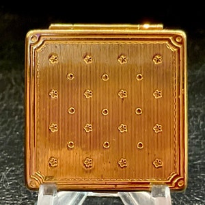 Vintage Tiny Elizabeth Arden Rouge Compact Original Puff Flowers Floral Design