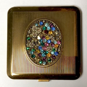 Vintage Dorset Fifth Avenue Powder Compact Rhinestones Faux Pearls