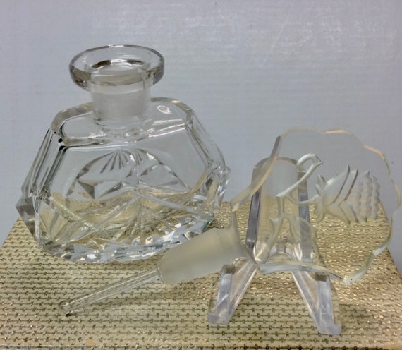Made in Czechoslovakia Art Deco Perfume Bottle Da… - image 5
