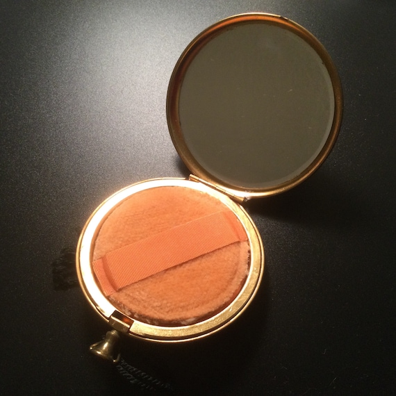 Glamorous Watch Style Powder Compact Rhinestones … - image 4