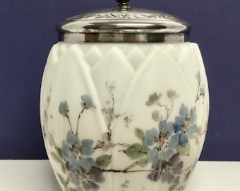 Smith Brothers Mount Washington Wavecrest Biscuit Cracker Jar Silver Plate Lid