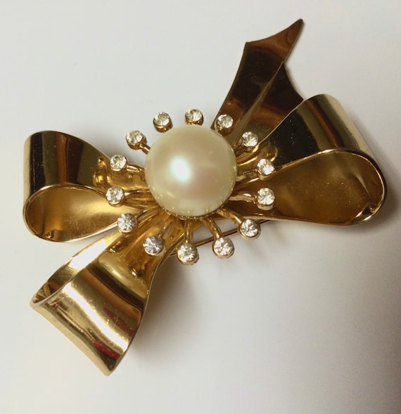 Vintage Signed Coro Brooch Pin Faux Pearl Rhinest… - image 6