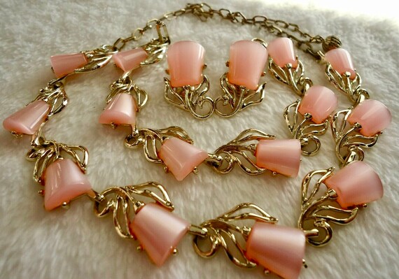 Vintage Thermoset Pink Moon Glow Necklace Bracele… - image 1