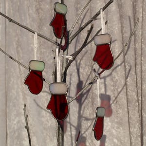 mitten tree decoration, mitten ornaments, christmas ornament, mitten ornament, christmas ornament, glass bauble, christmas decoration image 3