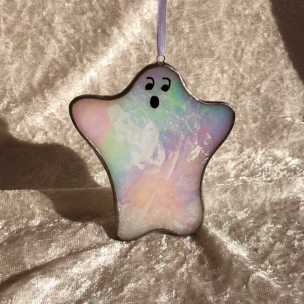 Ghost, stained glass ghost, Halloween decoration, Halloween tree decor, white glass ghost, hanging decoration, hanging ghost, trick or treat