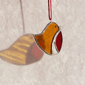 Stained glass Robin red breast decoration, teacher gifts, Bird lover gift, bird glass art, Christmas, bauble tree decor image 3