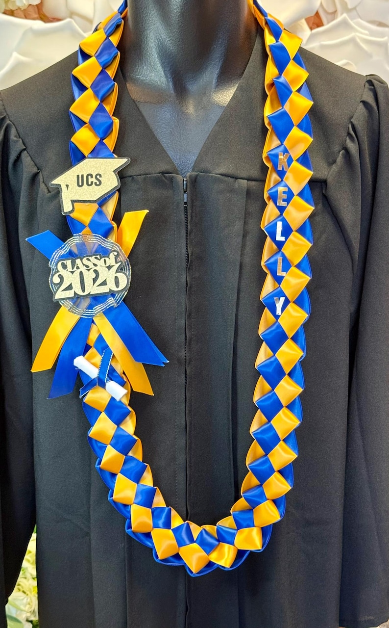 Collar de graduación de la clase de 2026 / nombre personalizado / colores de la escuela #095 imagen 1