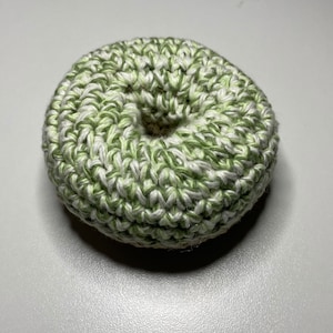 CUCUMBER Catnip Toy - Donut - Crochet