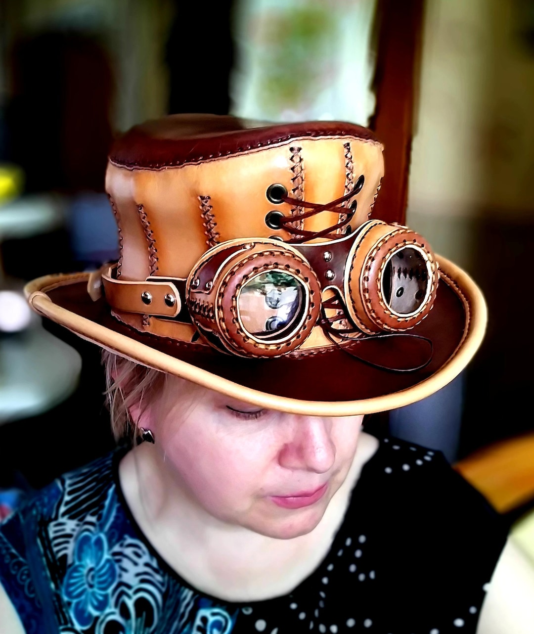 帽子 ASKYURSELF / goth leather truker cap ASKYURSELF (アスクユアセルフ)商品ページ - Goth Logo Trucker