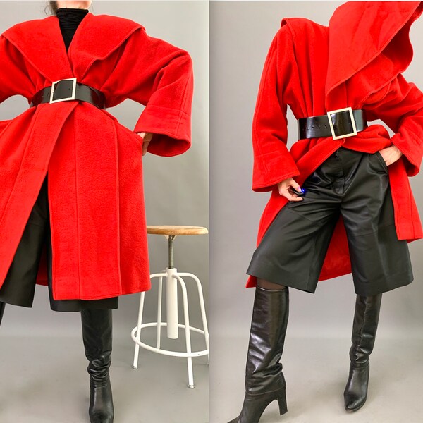 Oversize Cape Mantel Wolle 80s Designer Lippenstift Rot grosse Kapuze Grösse XS bis M