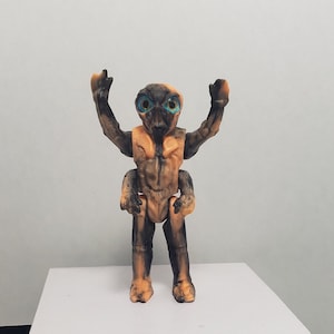 Jyrivkai presents Moldy_Bros. Winged Series Wave 1 Halloween Frak-O GLOW Resin Action Figure