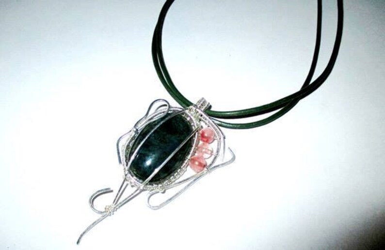 "sterling silver cord necklace engrave"