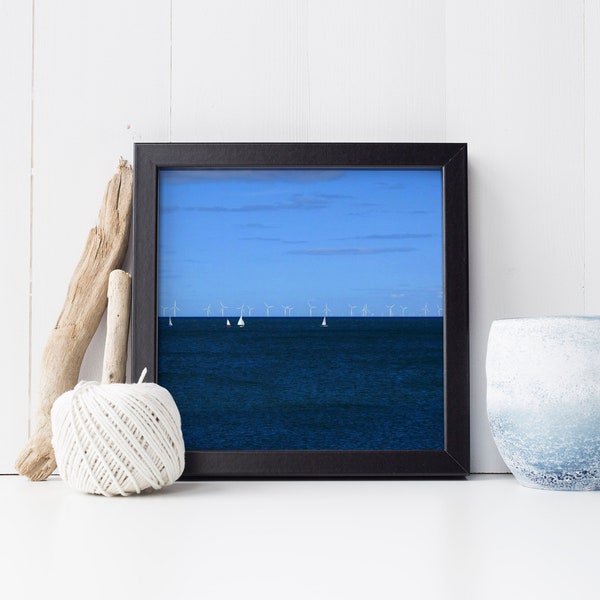 Éoliennes sur la mer d'Irlande - Pays de Galles - Photo de la mer et du ciel - Affiche décorative artistique - Photo mer - Décor bord de mer