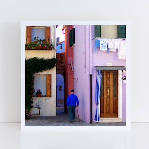 Jolie maison rose - Photographie de Burano Venise Italie - Affiche corde à linge - Déco salle de lavage ou salle de bain - Art mural pastel