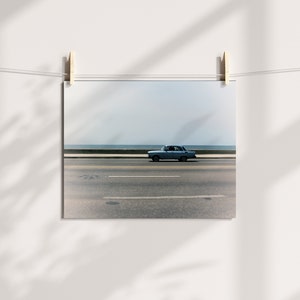 El Malecon - Photographie de la Havane Cuba - Voiture classique vintage - Art mural minimaliste urbain - Poster photographie de voyage Cuba