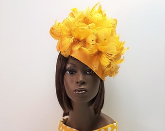 Feathered Cocktail Hat/Headpiece